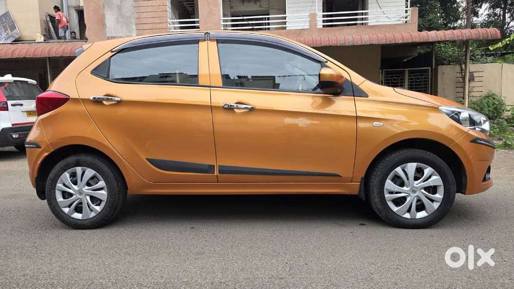 Tata Tiago 1.2 Revotron Xta, 2018, Petrol