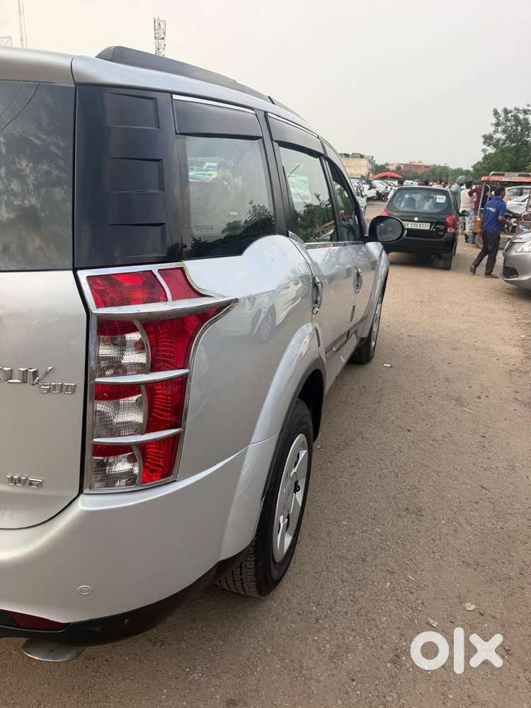 Mahindra Xuv500 W6 2wd, 2016
