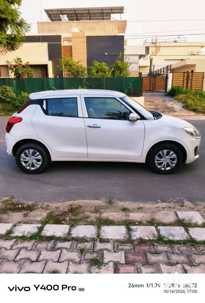 Maruti Suzuki Swift 1.3 Vxi Abs, 2021, Petrol