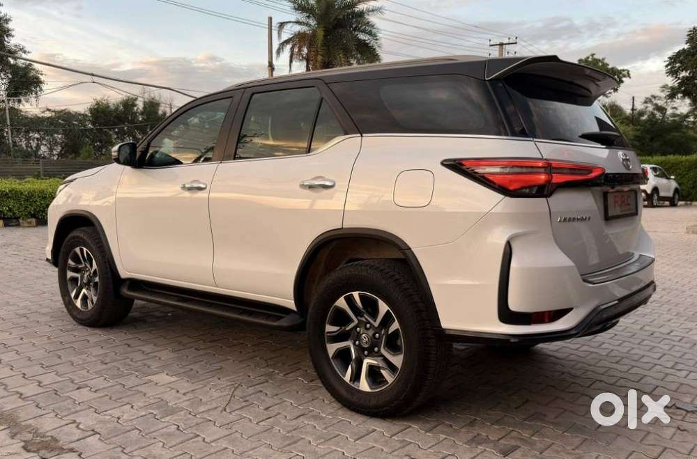 Toyota Fortuner Legender 4x2 At 2.8, 2025, Diesel