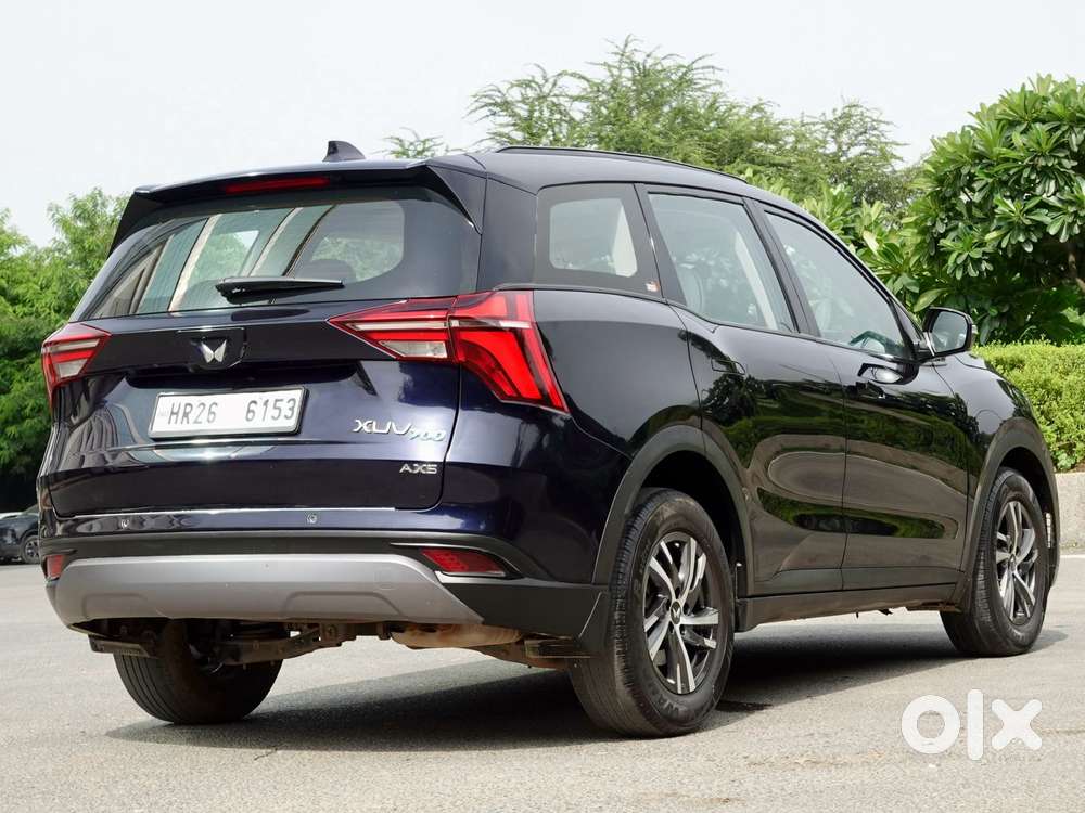 Mahindra Xuv700 2.0 Ax 5 Petrol Mt Str, 2022, Petrol