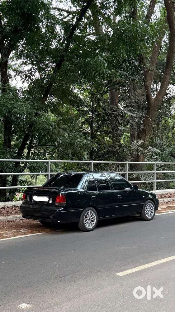 Maruti Suzuki Esteem 2005 Petrol Well Maintained