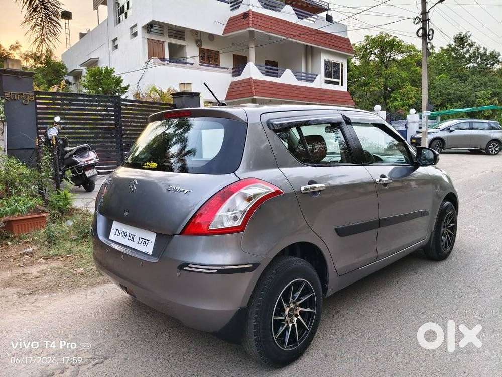 Maruti Suzuki Swift Vxi, 2015, Petrol