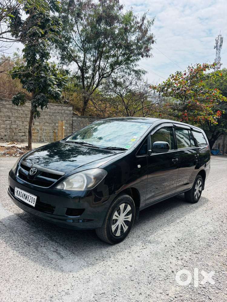 Toyota Innova 2009-2011 2.5 E 8 Str, 2009, Diesel