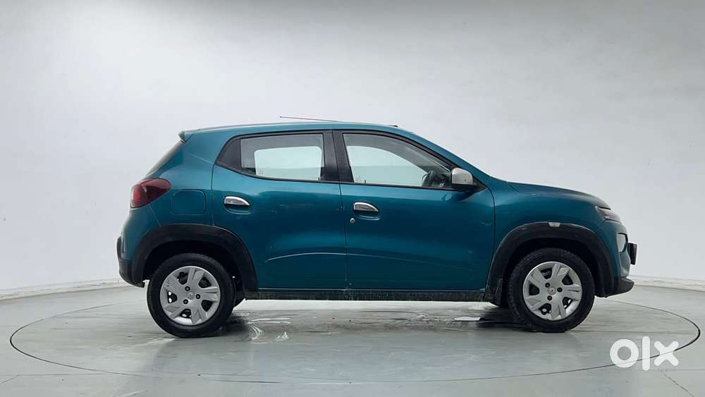 Renault Kwid 1.0 Rxt Amt, 2022, Petrol