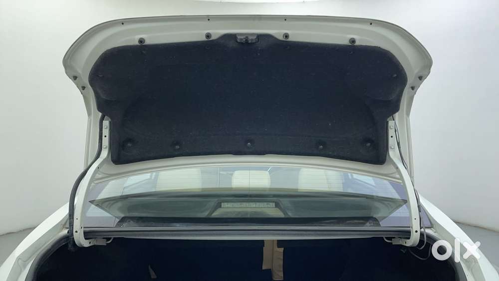 Toyota Corolla Altis [2017-2020] 1.8 J, 2017, Petrol