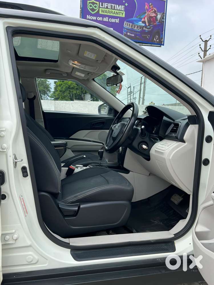 Mahindra Xuv300 W6 Amt Diesel, 2022, Diesel