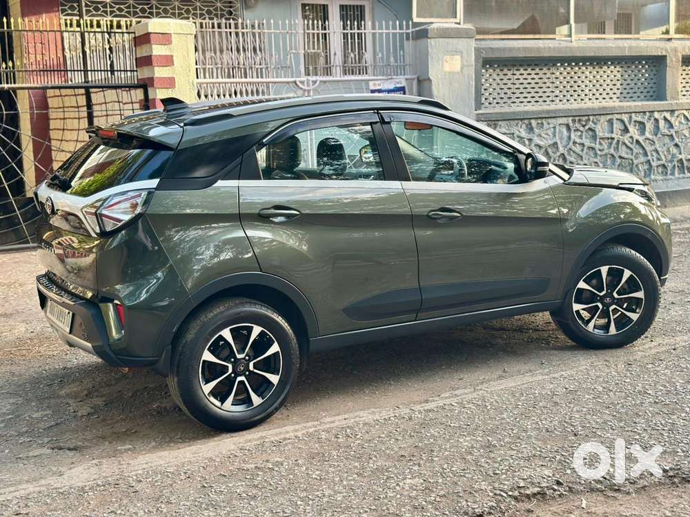 Tata Nexon Amt Xza Plus, 2020, Petrol