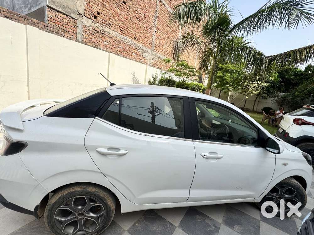 Hyundai Aura  Excellent Condition  Single Hand Driven.