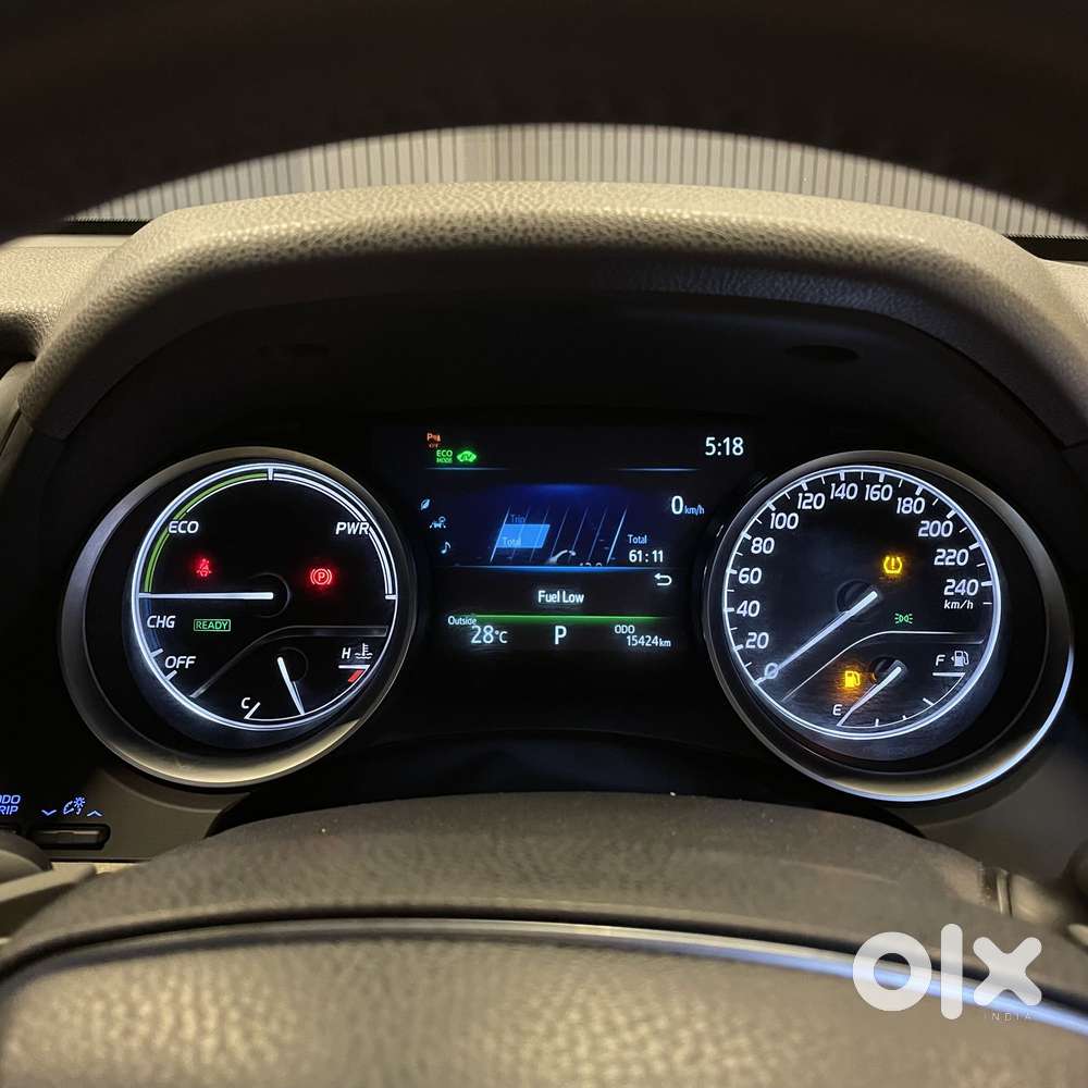 Toyota Camry Hybrid, 2024, Cng & Hybrids