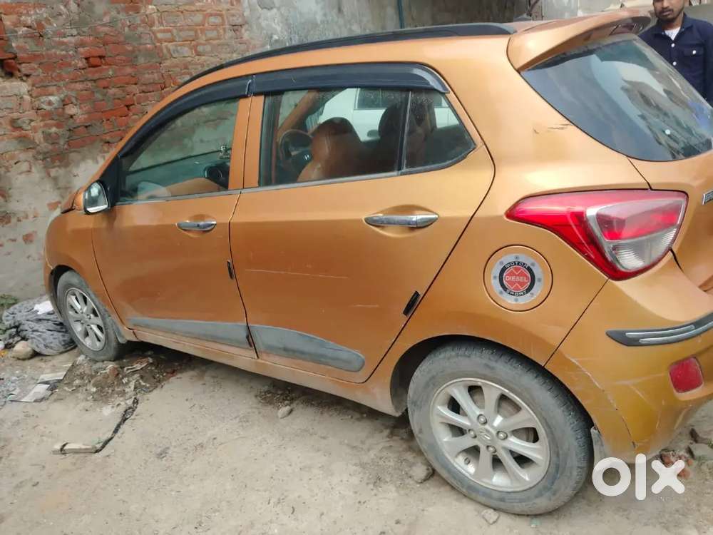 Hyundai Grand I10 2016 Diesel 125000 Km Driven Urgent Sale