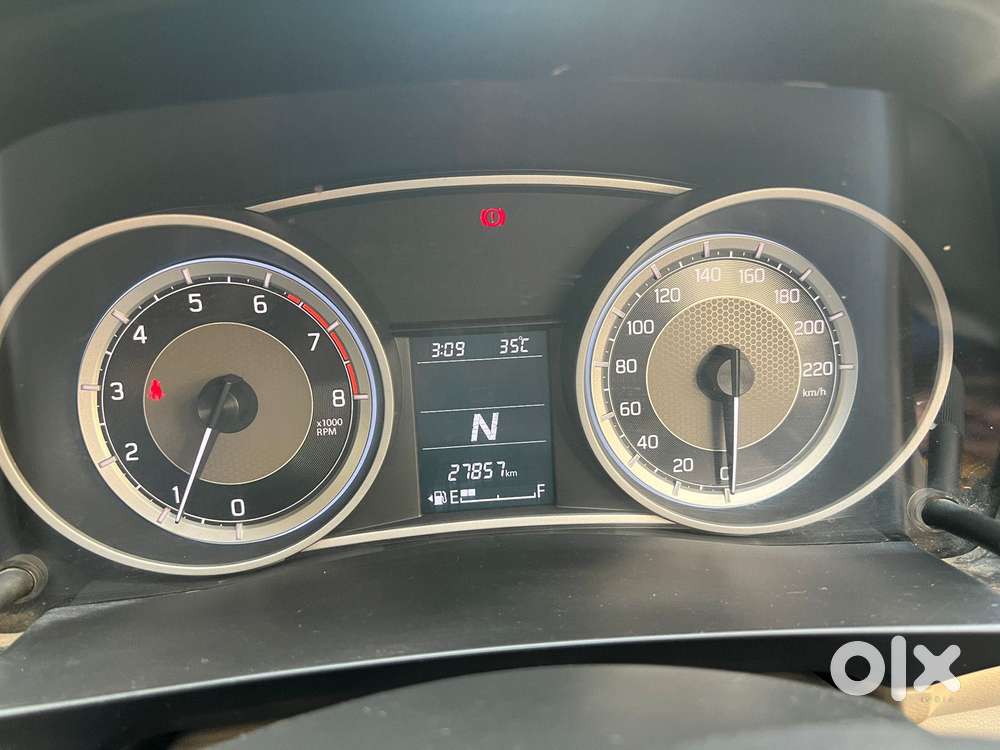 Maruti Suzuki Swift Dzire Amt Zxi, 2019, Petrol