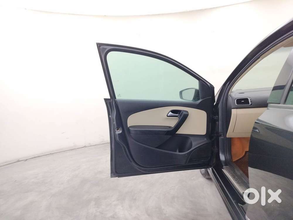 Volkswagen Vento 1.6 Highline, 2021, Petrol