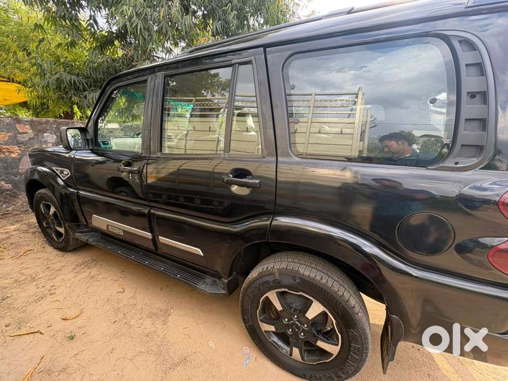 Mahindra Scorpio Classic 2024 Diesel Well Maintained