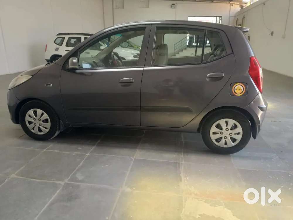 Hyundai I 10 Well Maintained White Board Car