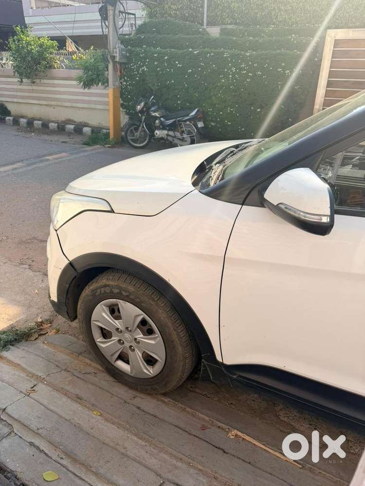 Hyundai Creta 2016 Petrol 40000 Km Driven