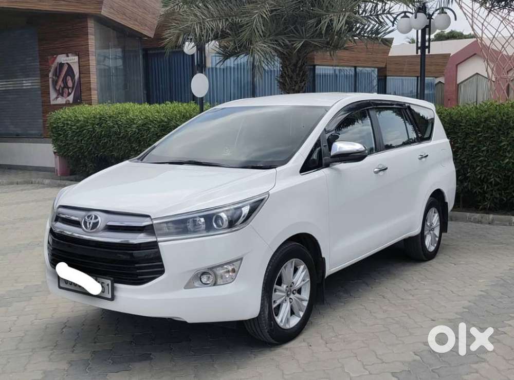 Toyota Innova Crysta 2.8z Automatic, 2019, Diesel