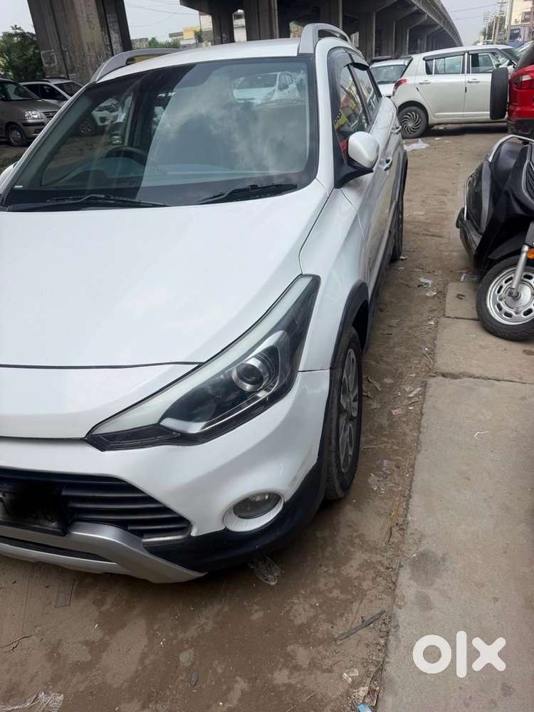 Hyundai I20 Active 2016 Diesel Well Maintained