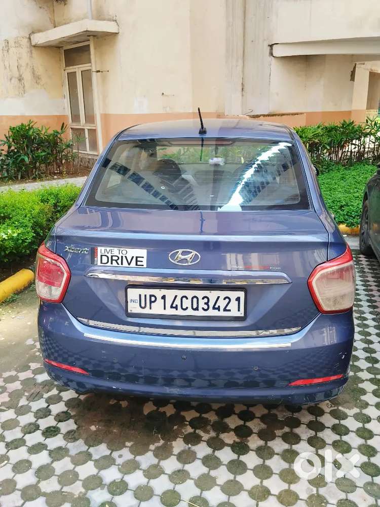 Hyundai Xcent - A Family Car... For A Family Only!