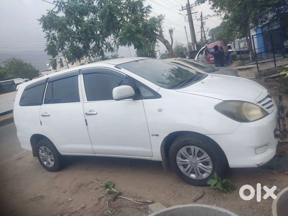 Toyota Innova 2011 Diesel 103000 Km Driven