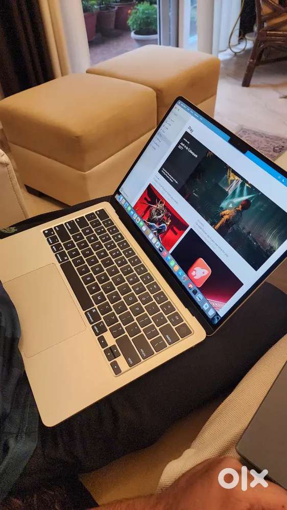 Air M2 - 16/256gb - best condition - under warranty