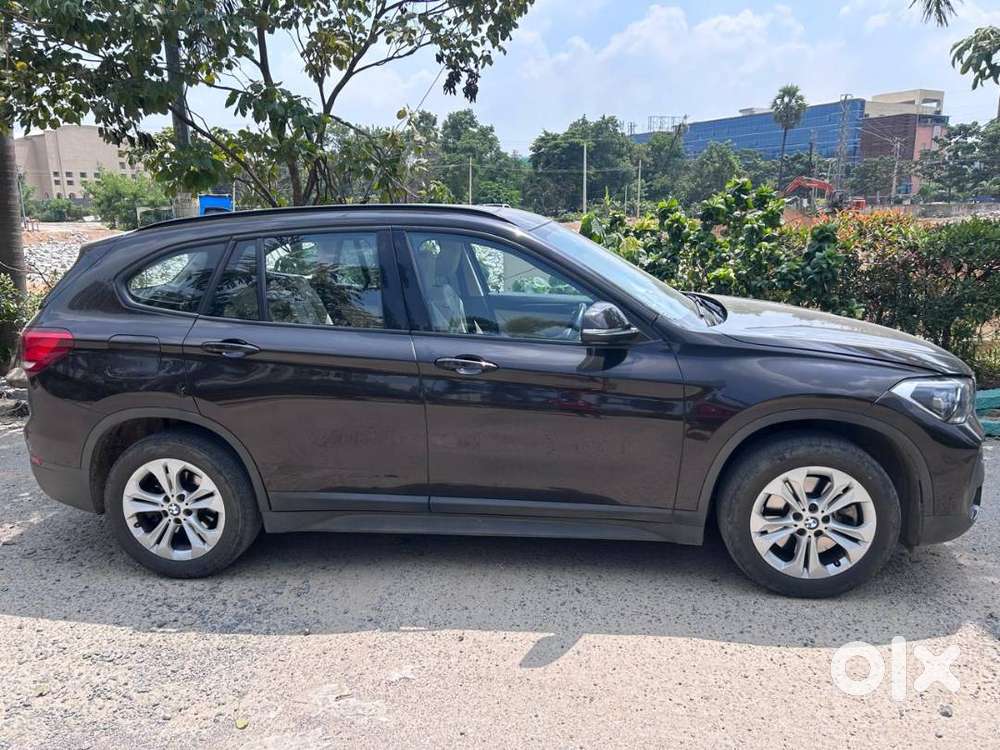 Bmw X1 Car
