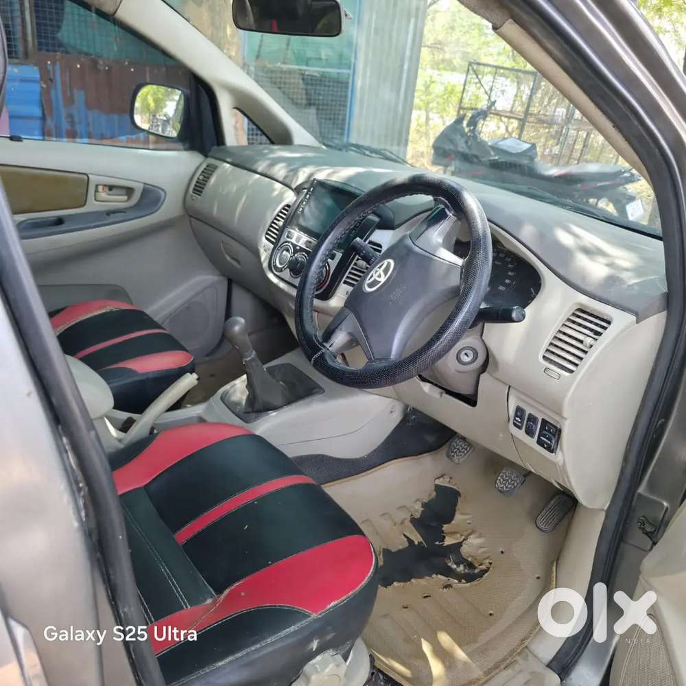 Toyota Innova 2013 Diesel 210000 Km Driven