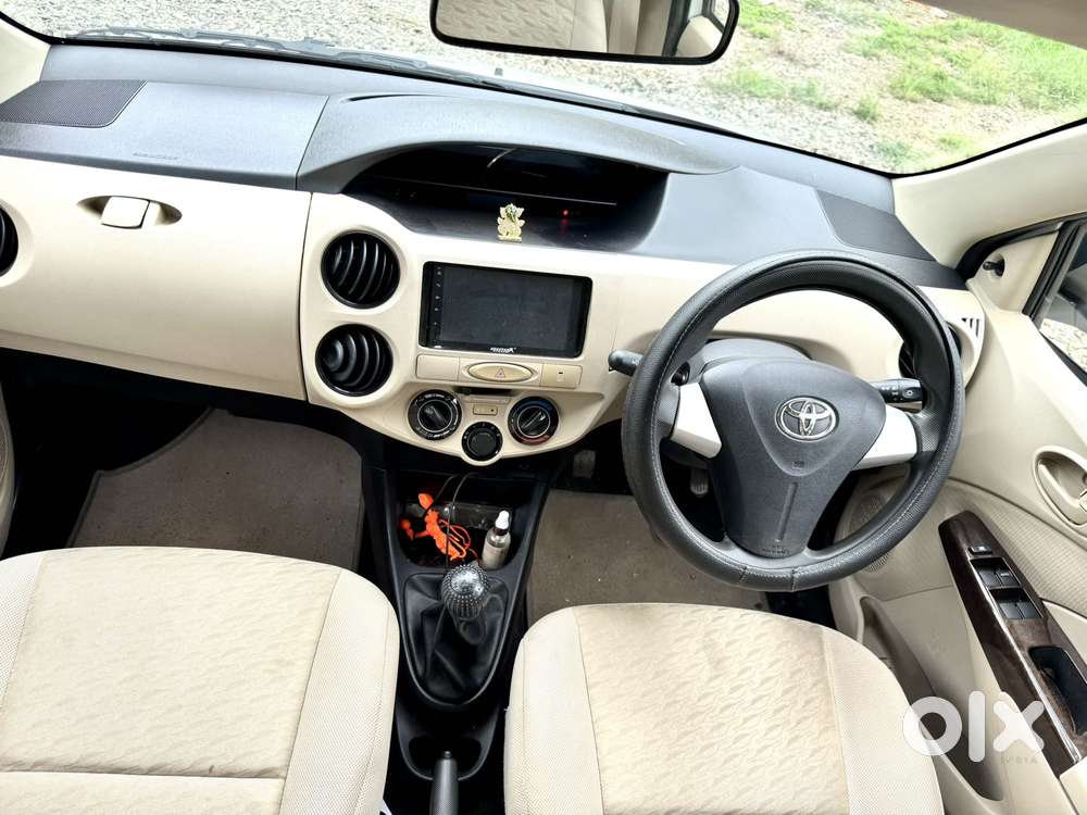 Toyota Etios Liva 1.2 G, 2017, Petrol