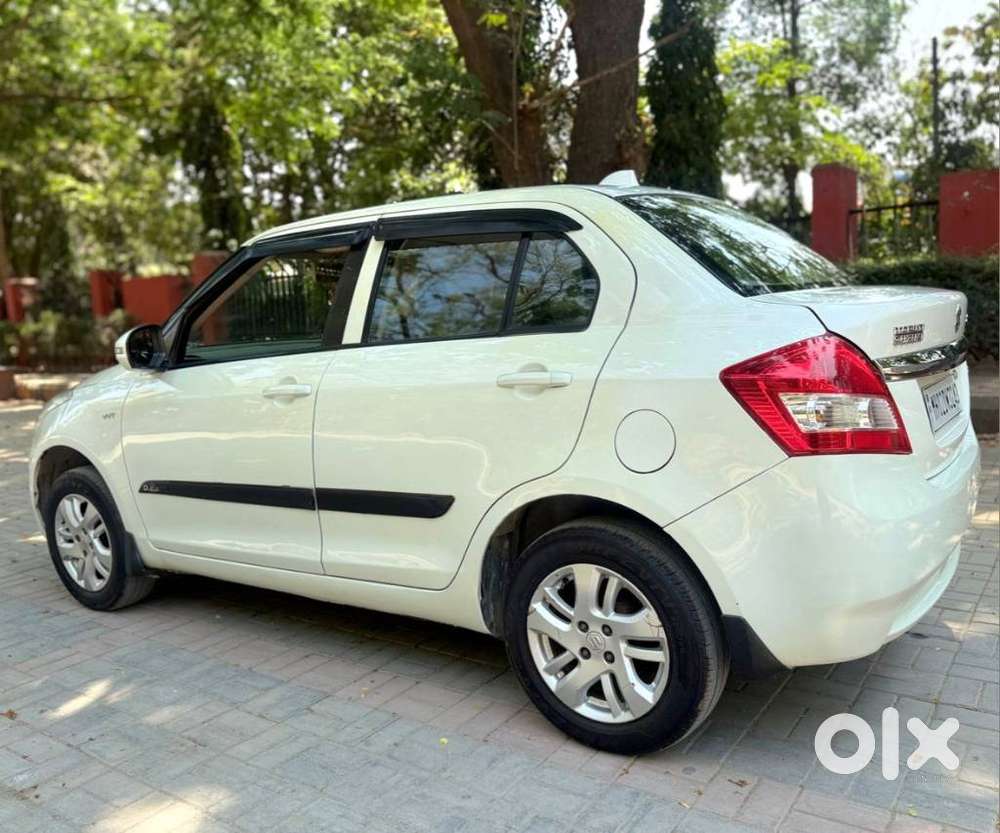 Maruti Suzuki Dzire 1.2 Zxi, 2015, Petrol