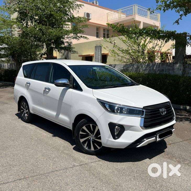 Toyota Innova Crysta Zx 2.4 Diesel 7 Seater, 2022, Diesel