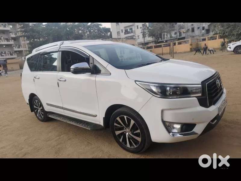 Toyota Innova Crysta, 2023, Diesel