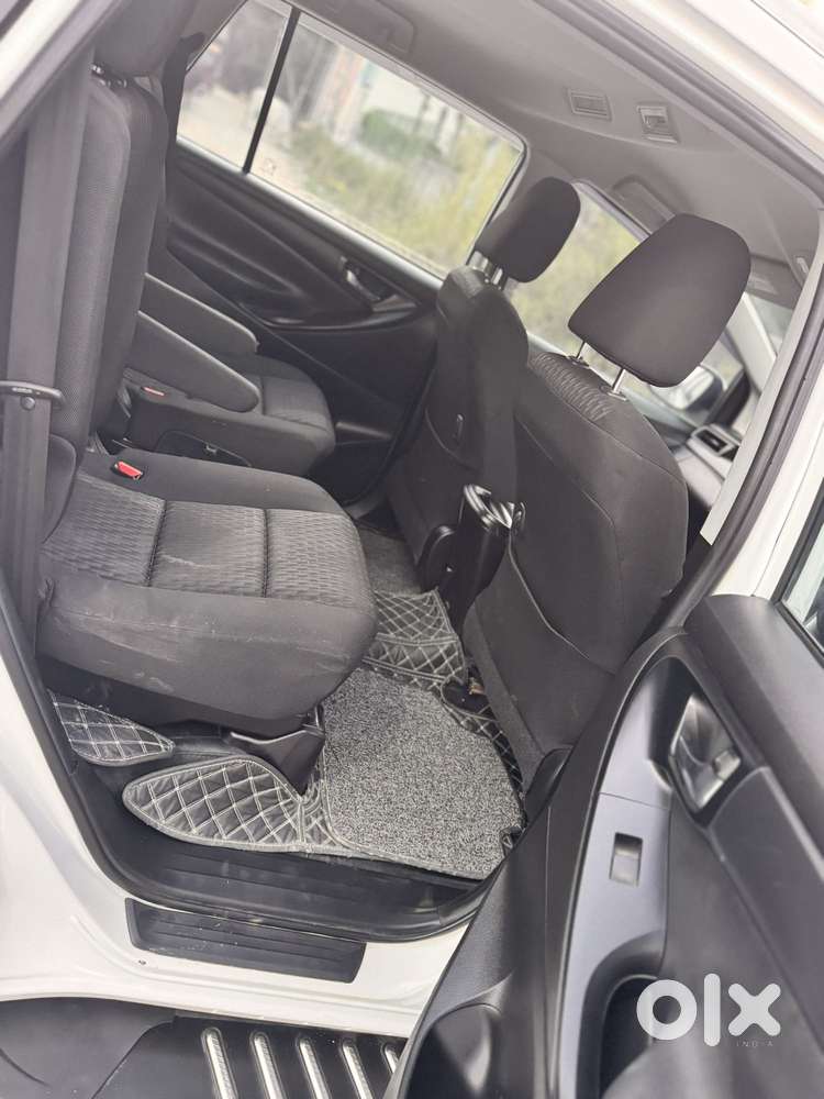 Toyota Innova Crysta [2020-ongoing] 2.4 Gx 7 Str, 2020, Diesel