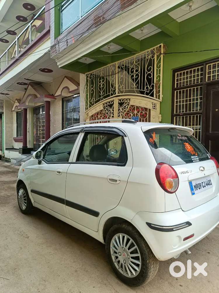 Chevrolet Spark 2011 Cng & Hybrids Well Maintained