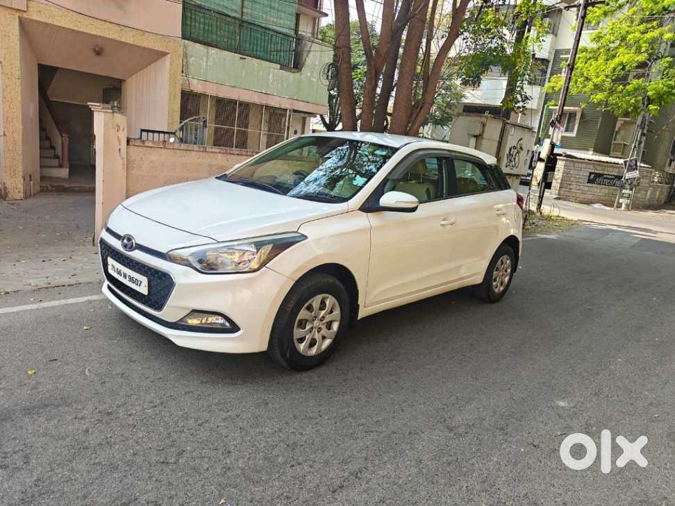 Hyundai I20 Sportz 1.2 Bs-iv, 2018, Petrol