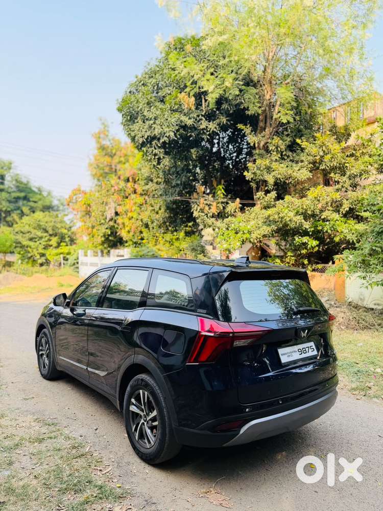Mahindra Xuv700 2.2 Ax 5 Diesel At 7 Str, 2025, Diesel