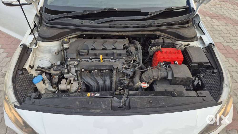 Hyundai Verna Sx 1.5 Petrol Ivt, 2021, Petrol