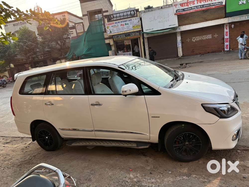 Toyota Innova 2011 Diesel Well Maintained