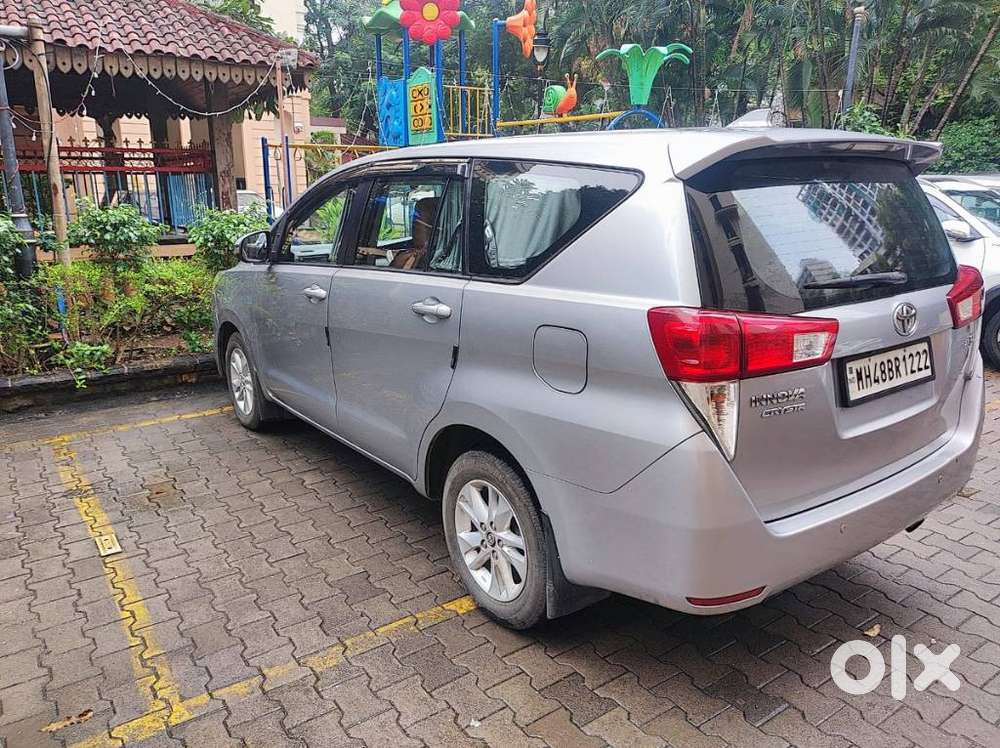 Toyota Innova Crysta