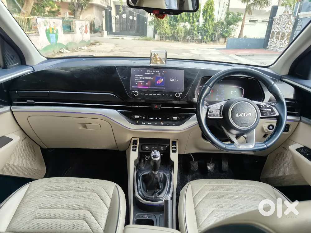 Kia Carens Diesel Manual December 2022 Sunroof Push Button Top Model