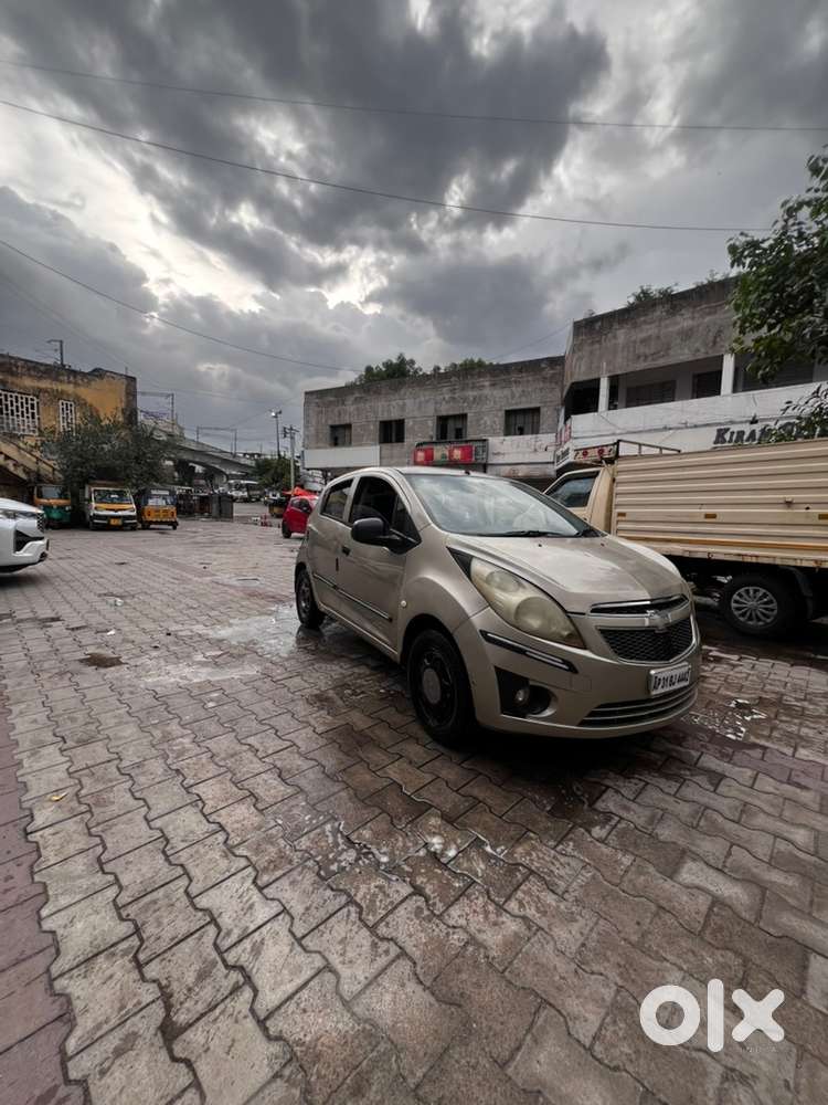Chevrolet Beat Petrol 2010
