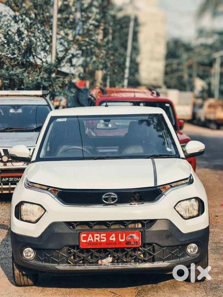 Tata Punch Accomplished, 2023, Petrol