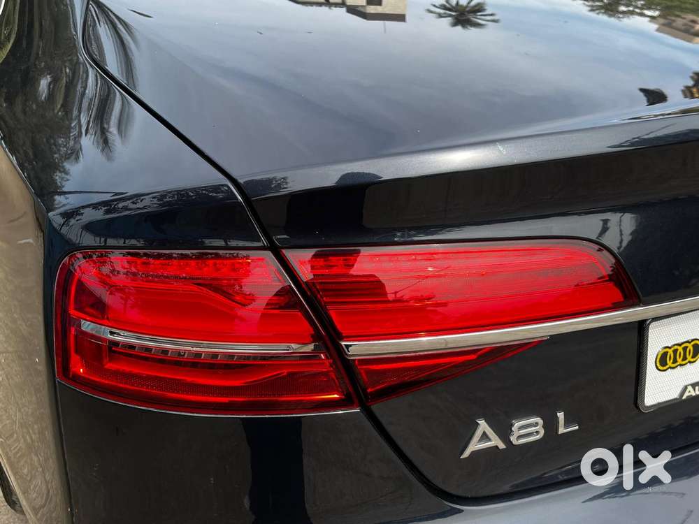 Audi A8 L
