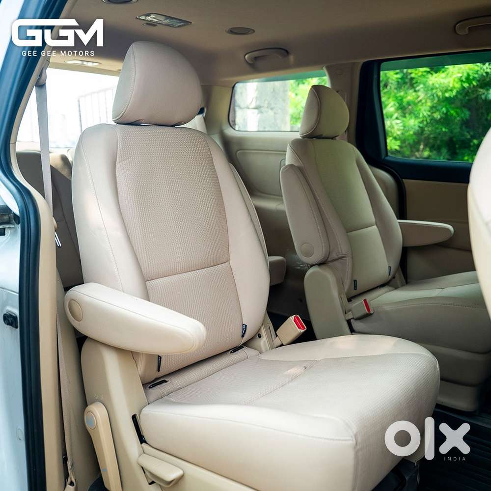 Kia Carnival Premium, 2021, Diesel
