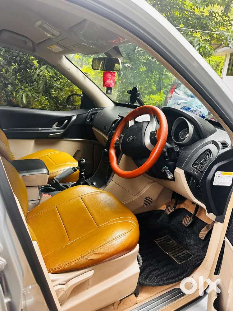 Mahindra Xuv500 2015 Diesel 99000 Km Driven