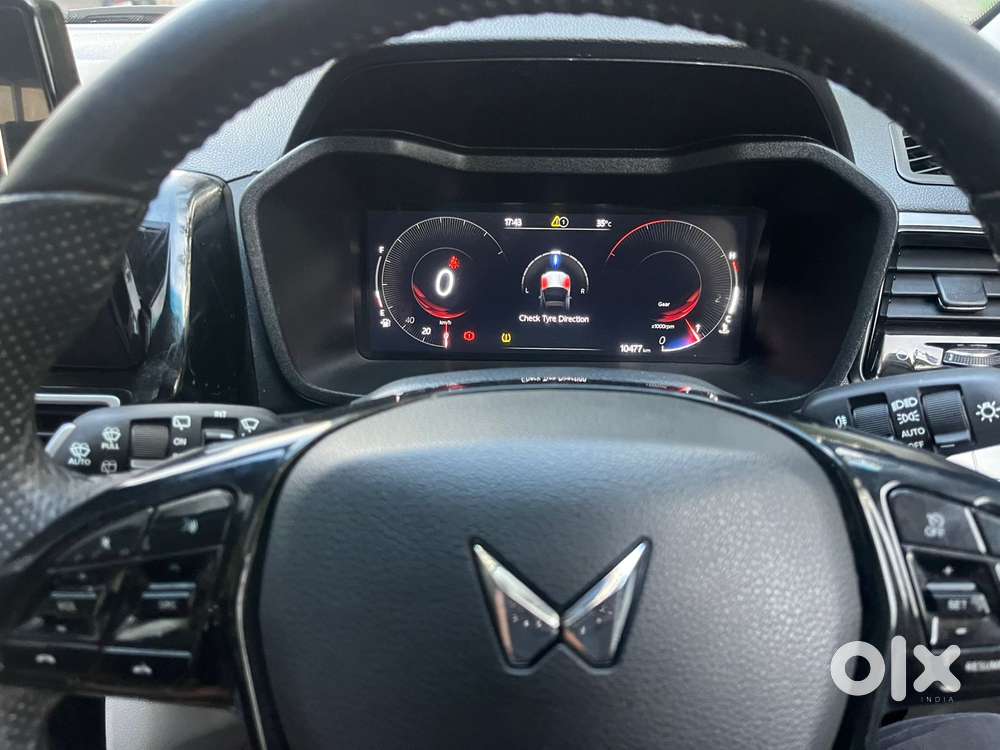 Mahindra Xuv 3xo Ax5 Ds Mt, 2025, Diesel