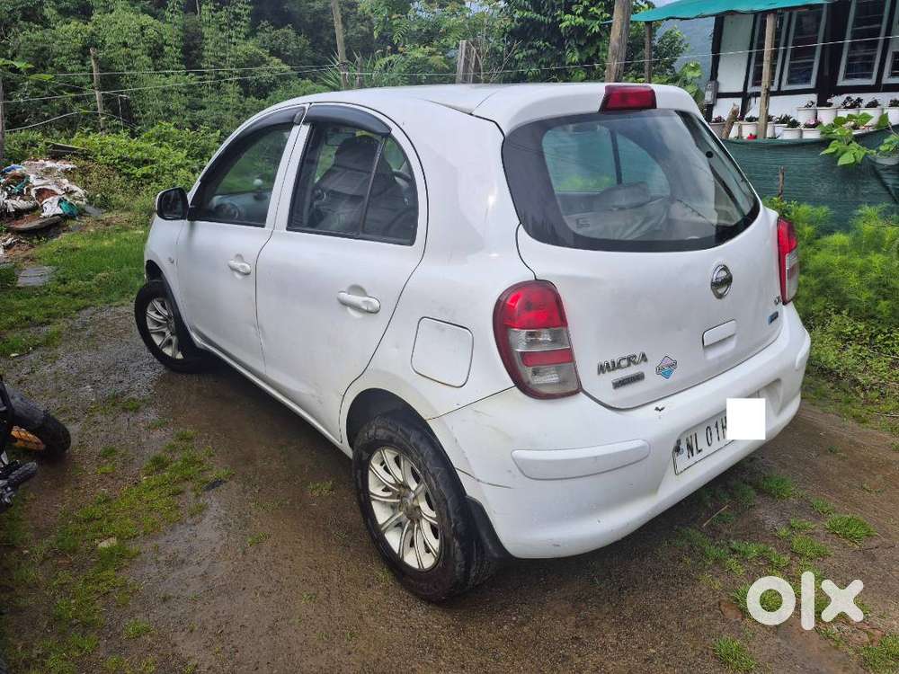 Nissan Micra Active Petrol 61000 Km Driven