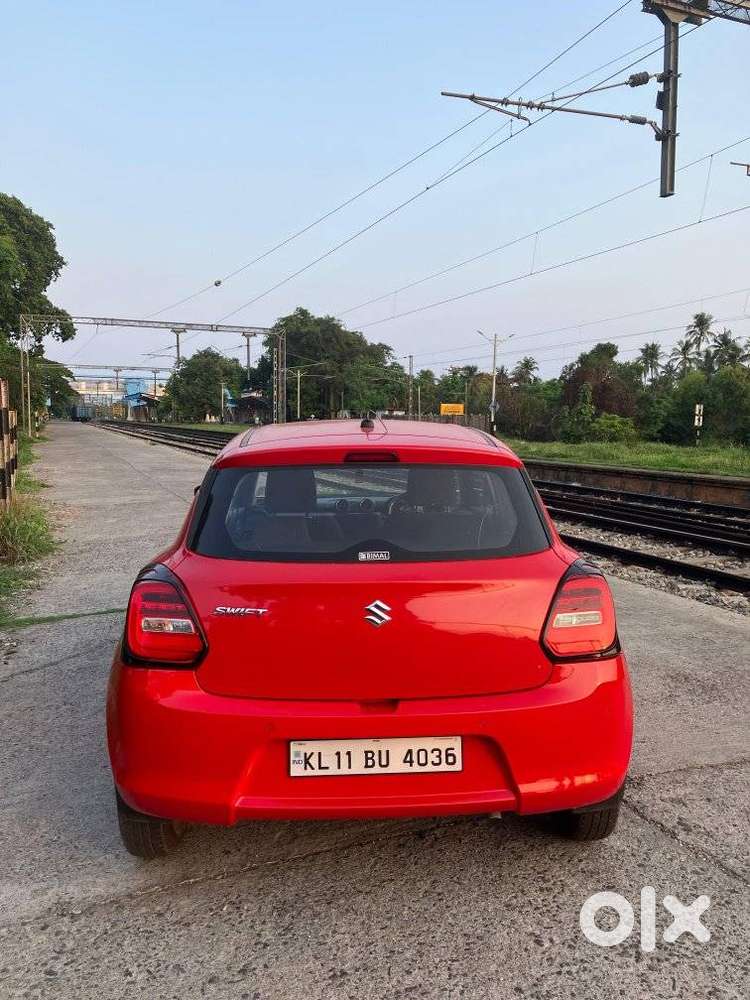 Maruti Suzuki Swift Vvt Vxi, 2021, Petrol