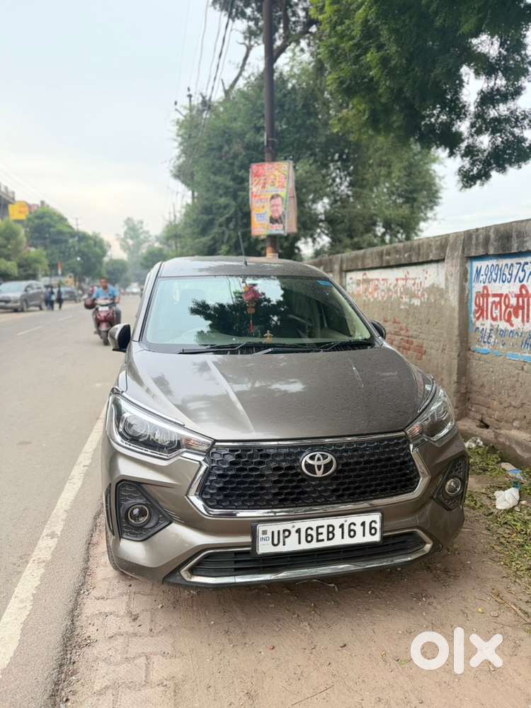 Toyota Rumion Petrol 2023