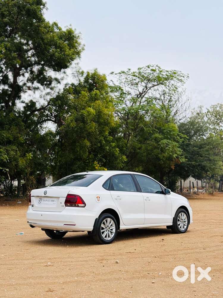 Volkswagen Vento 1.6 Highline, 2016, Diesel