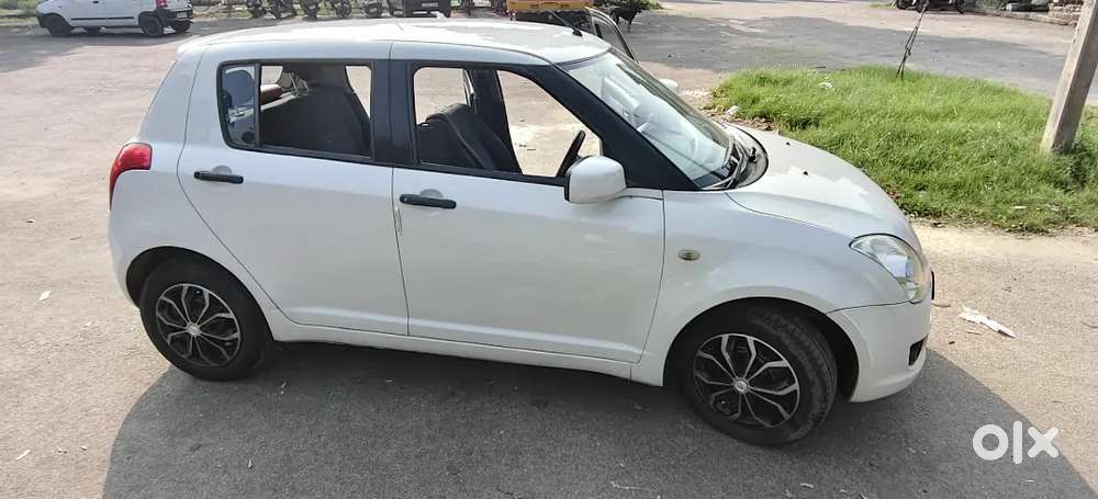Maruti Suzuki Swift 2011